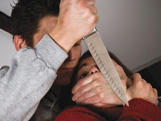 В Азербайджане муж на глазах у детей убил жену, которая хотела с ним развестись