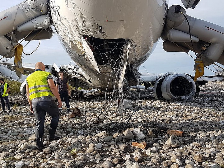 Число пострадавших при аварии Boeing в Сочи выросло до 18 человек - ФОТО - ВИДЕО - ОБНОВЛЕНО