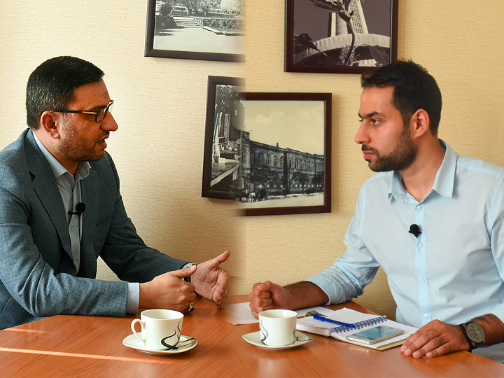 Гаджи Шахин: Самобичевание и ему подобные деяния бросают тень на трагедию в Кербале - ВИДЕО