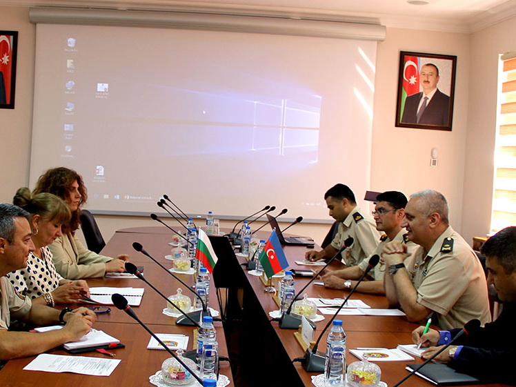 Азербайджан и Болгария обсудили перспективы развития двустороннего военного сотрудничества - ФОТО