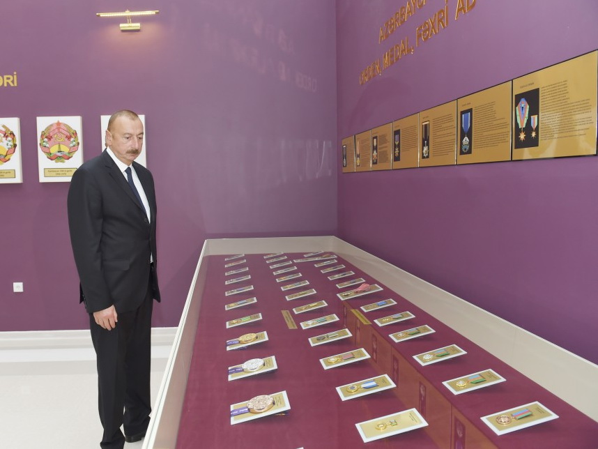 Президент Ильхам Алиев принял участие в открытии Музея флага в Билясуваре - ФОТО