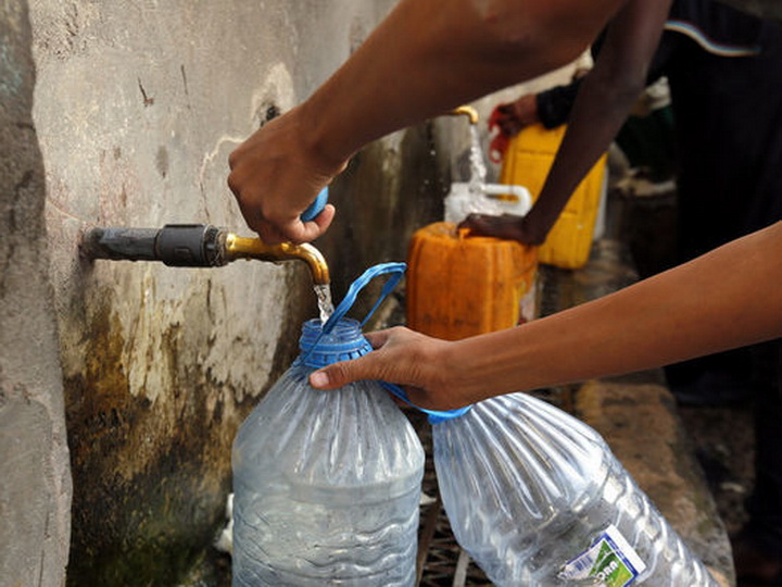 В Ираке 27 тысяч человек отравились питьевой водой