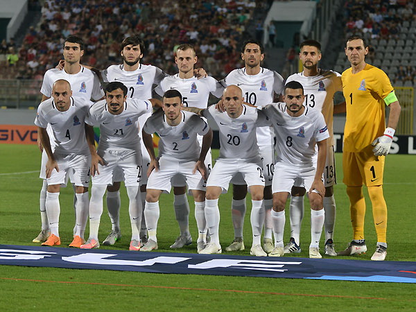 Азербайджан опустился на три строчки в рейтинге ФИФА