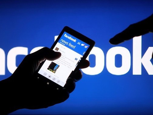 Facebook завладел списками контактов 1,5 млн пользователей