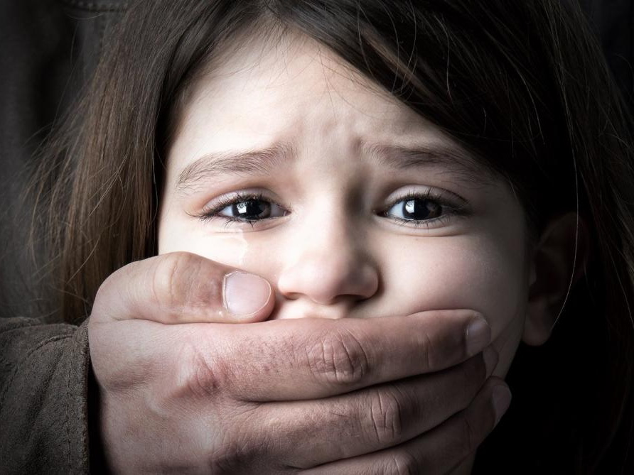 В Баку вынесен суровый приговор педофилу, насиловавшему малолетнюю племянницу
