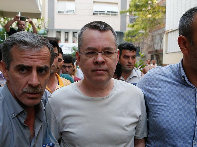 В Турции начинается суд над пастором Брансоном