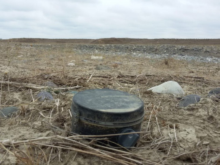 В селе Афатлы Агдамского района обнаружена и уничтожена мина производства Армении