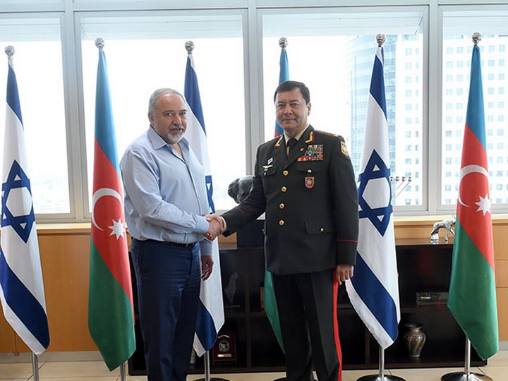 Состоялось обсуждение вопросов военно-технического сотрудничества между Азербайджаном и Израилем