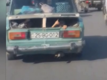 В Азербайджане водитель перевозил детей в багажнике, а груз – в салоне – ВИДЕО