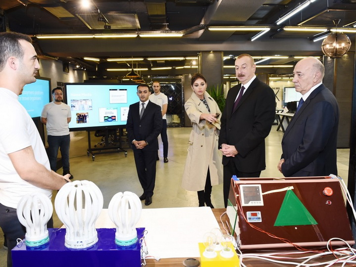 Президент Азербайджана принял участие в открытии административного здания Центра развития электронного правительства - ФОТО