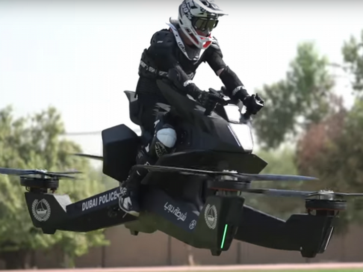 Полицейские Дубая будут работать на летающих мотоциклах
