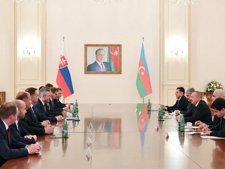 Состоялась встреча Президента Азербайджана и премьер-министра Словакии в расширенном составе - ФОТО