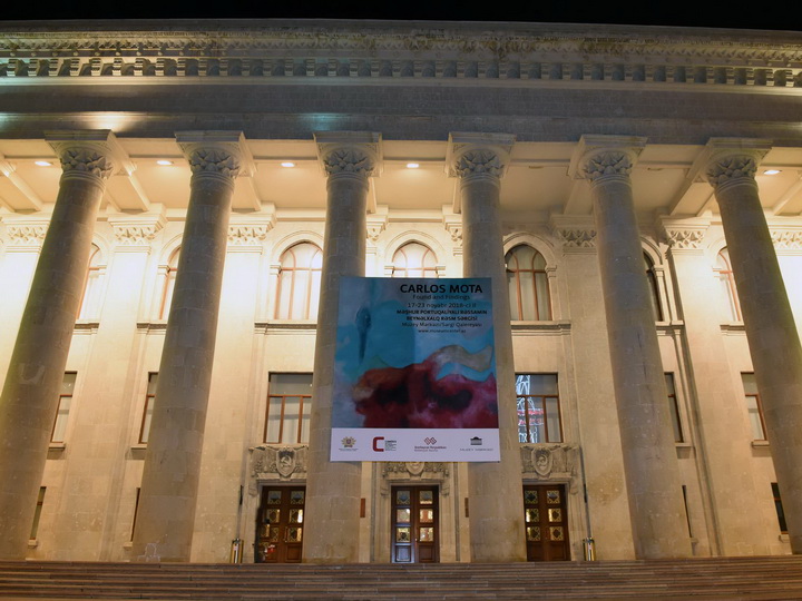 В Баку проходит выставка известного португальского художника – ФОТО