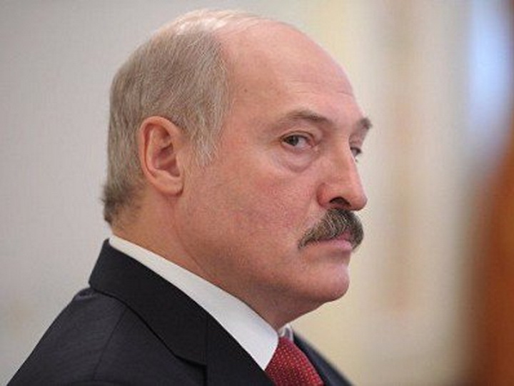Лукашенко: Не надо упрекать Беларусь в том, что она торгует оружием с Азербайджаном