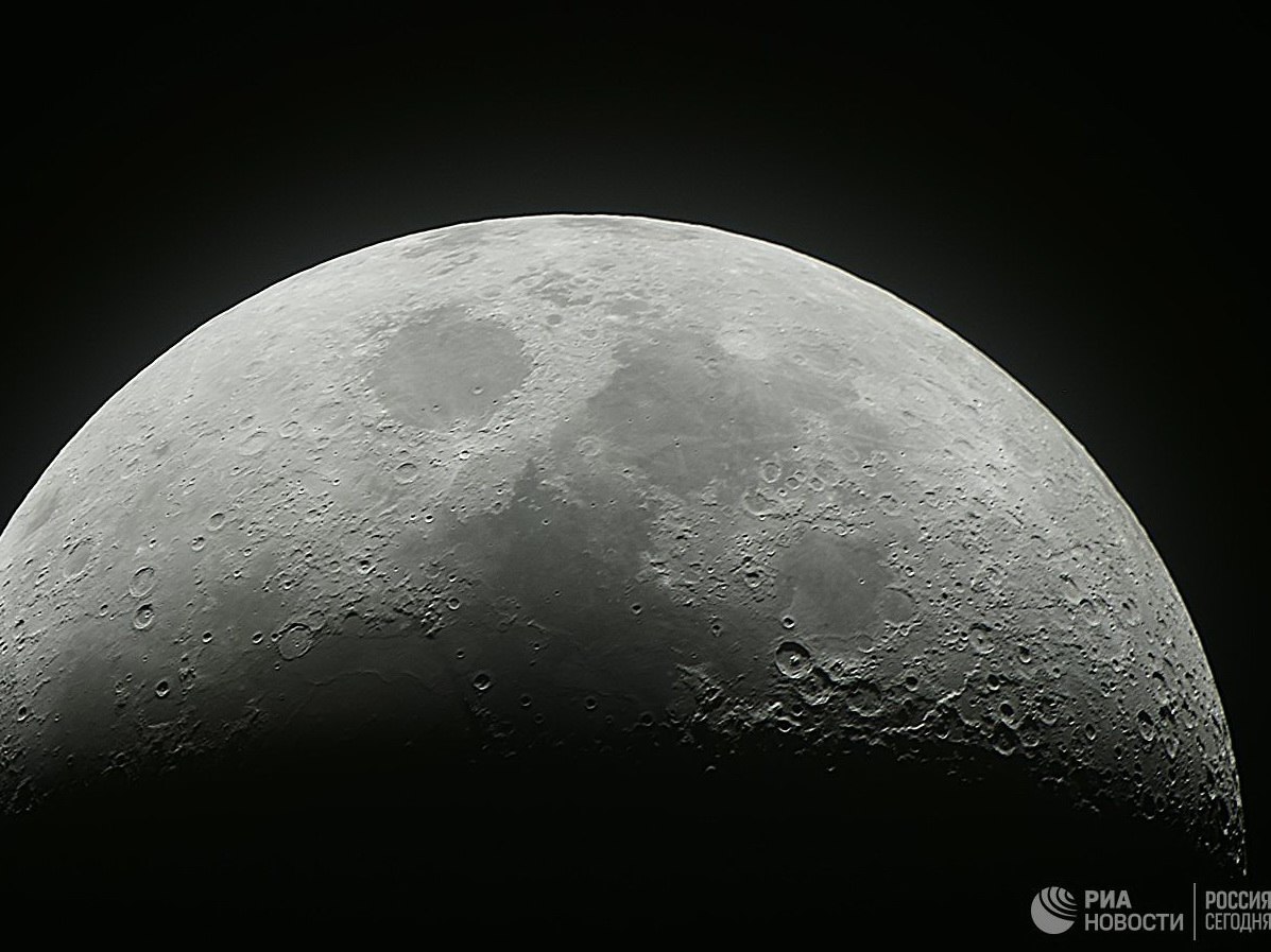 Китайский космический аппарат приземлился на обратной стороне Луны
