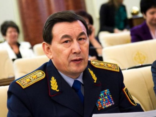Глава МВД Казахстана и посол Армении встретились после событий в Караганде