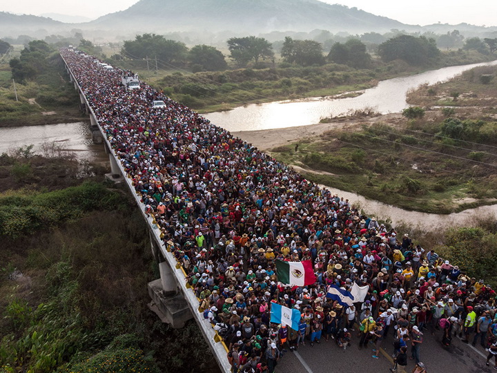Две тысячи мигрантов прибыли в Мексику из Гондураса