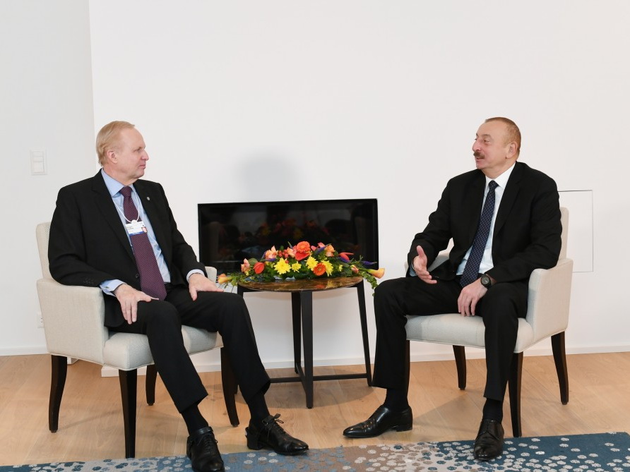В Давосе состоялась встреча Президента Ильхама Алиева с генеральным исполнительным директором группы BP - ФОТО