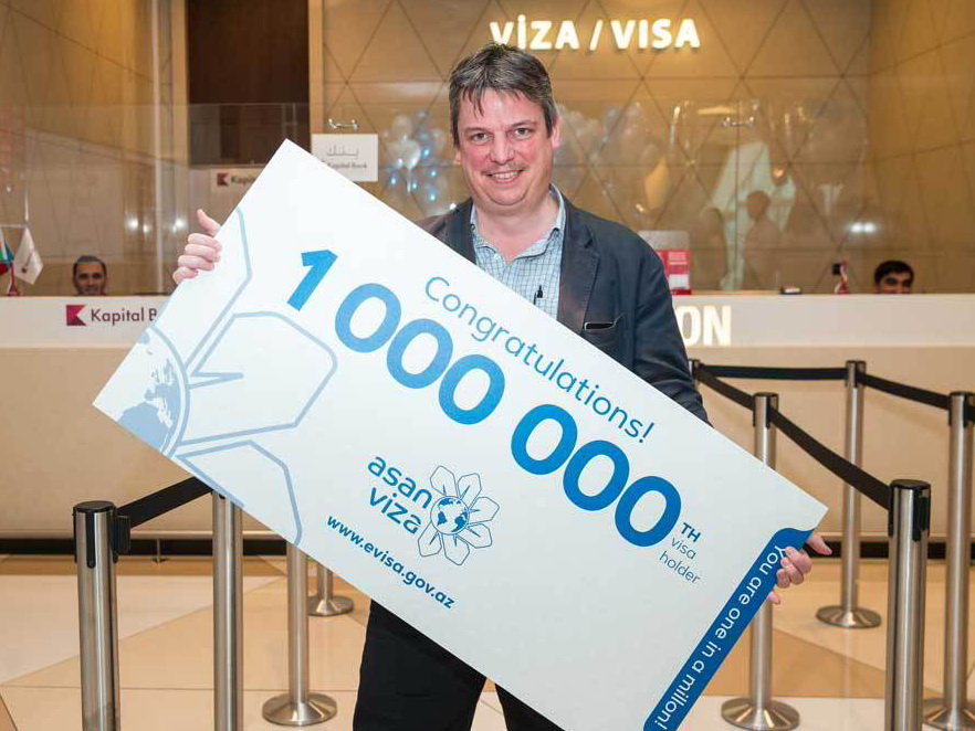  Гражданин Франции получил миллионную визу ASAN – ВИДЕО