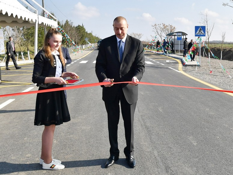 Президент Ильхам Алиев открыл автомобильную дорогу - ФОТО