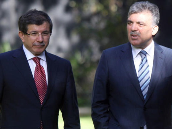 Абдулла Гюль и Ахмет Давутоглу создают новую партию?