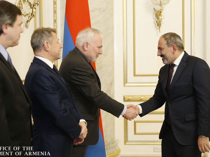 Пашинян обсудил с посредниками МГ ОБСЕ карабахское урегулирование