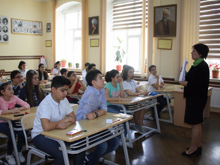 Названы заболевания, не позволяющие заниматься педагогической деятельностью в Азербайджане - СПИСОК