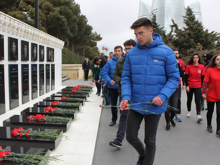 В Азербайджане стартовала кампания солидарности с семьями шехидов - ФОТО