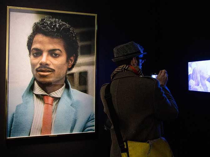 Вещи Майкла Джексона убрали из детского музея