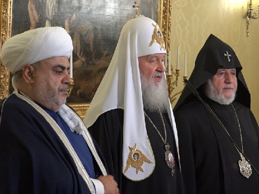 Католикос в бреду: вы с кем договариваетесь, армяне?