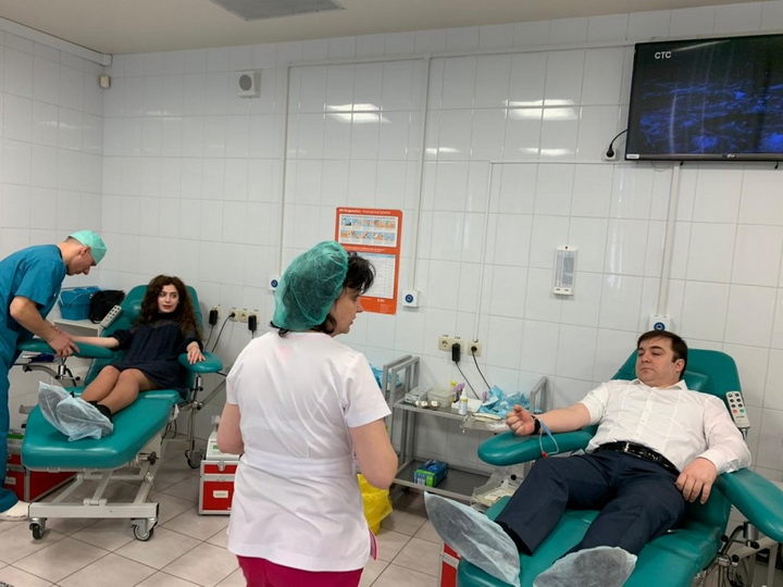 По инициативе Лейлы Алиевой в Москве состоялась благотворительная акция под названием «Кровь не имеет национальности» - ФОТО