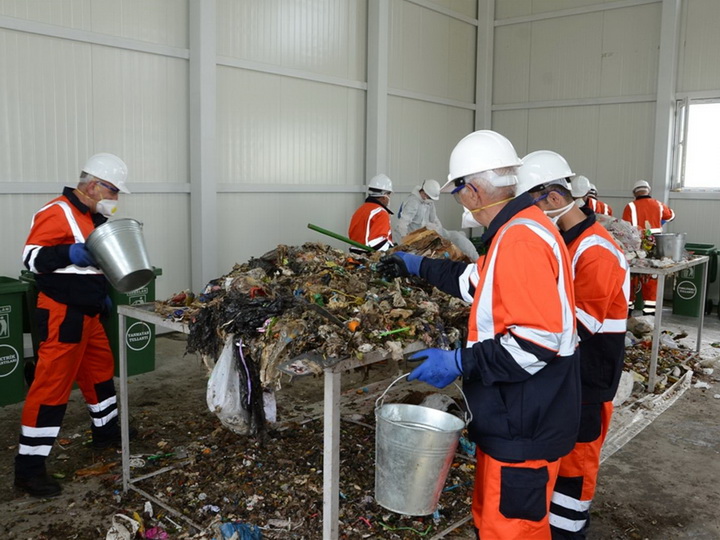 «Английский опыт»: ИВ Баку готовит проект по масштабной сортировке мусора – ФОТО