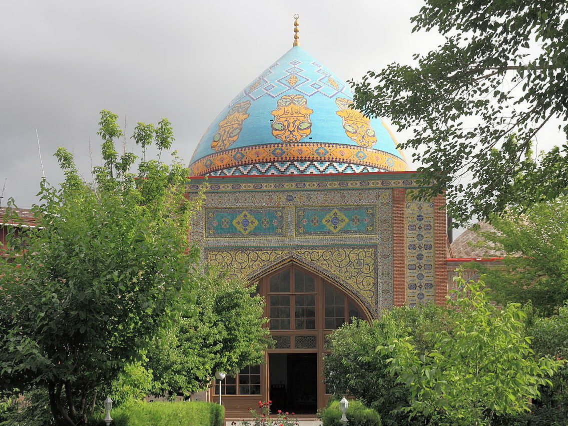 Как армянские вандалы уничтожали азербайджанские мечети...