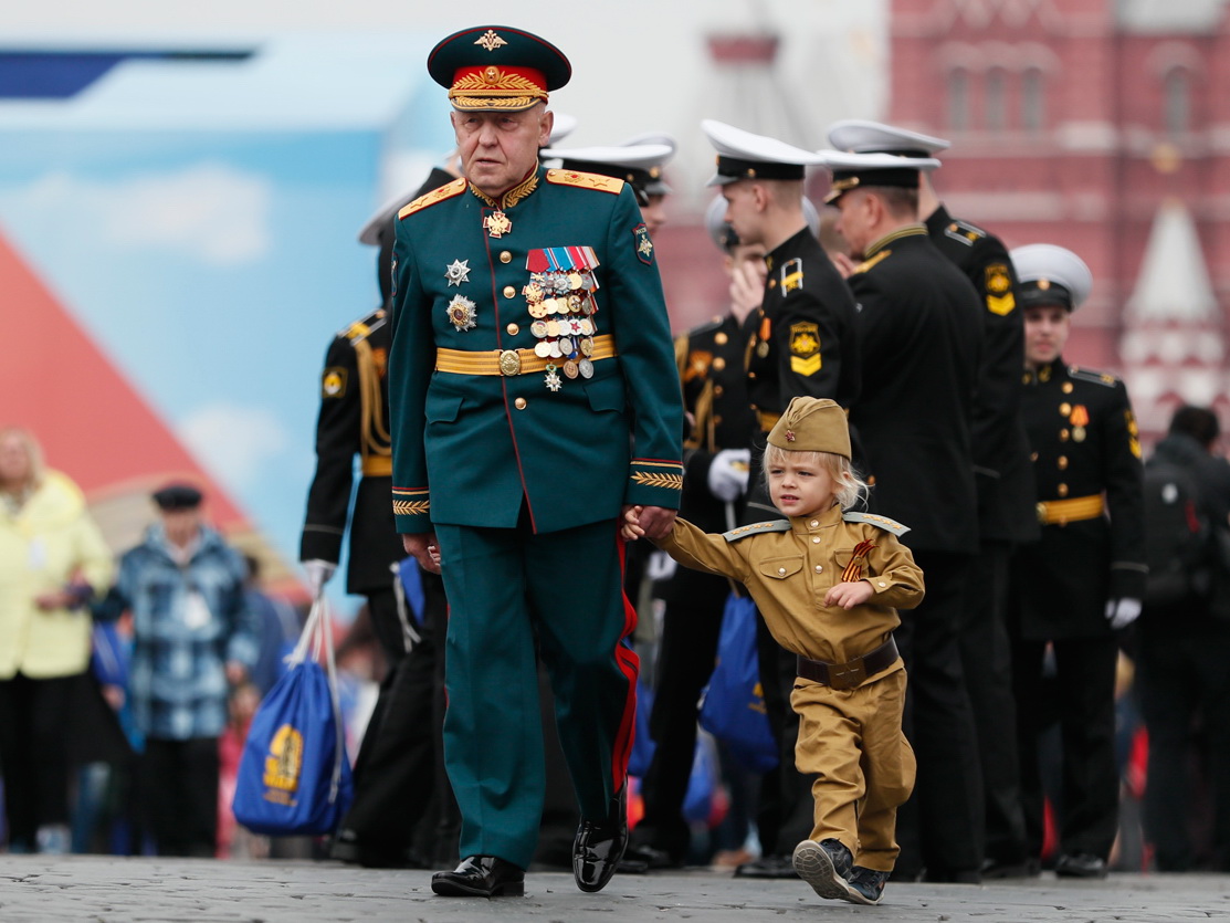 Как прошел парад Победы на Красной площади в Москве - ФОТО