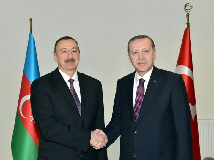 Президент Турции поздравил Президента Азербайджана