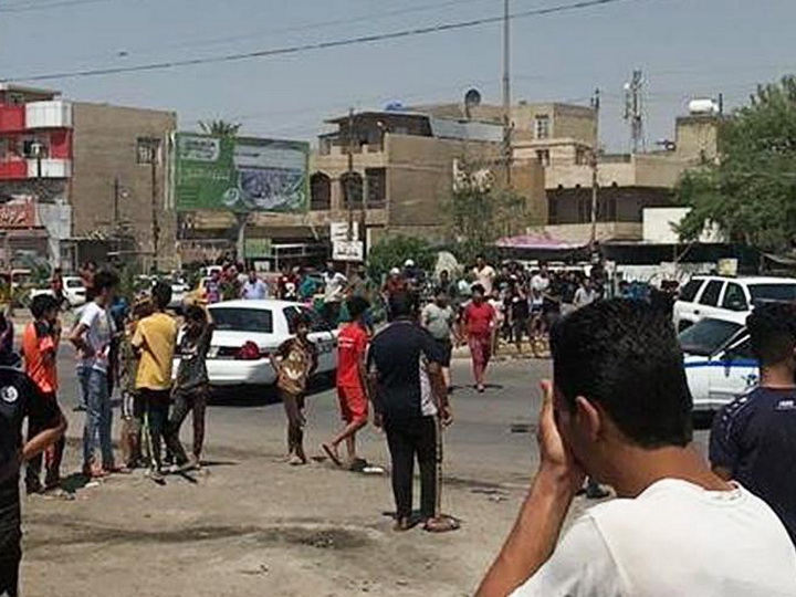 При взрыве в мечети в Багдаде погибли 10 человек