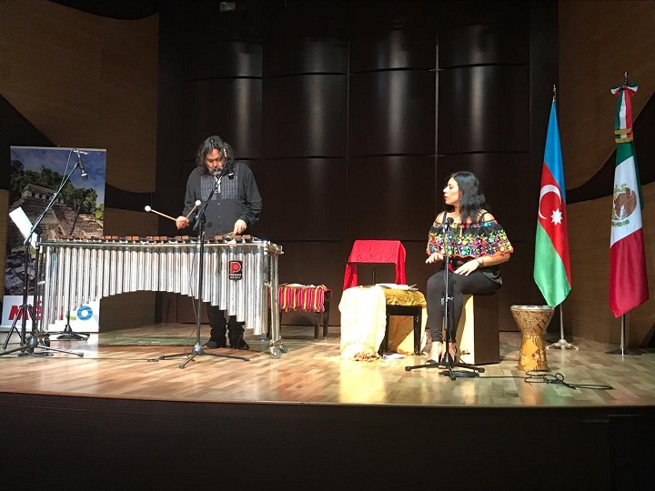 Meksikalı musiqiçilər Azərbaycan tamaşaçılarının zövqunu oxşayıb - FOTO