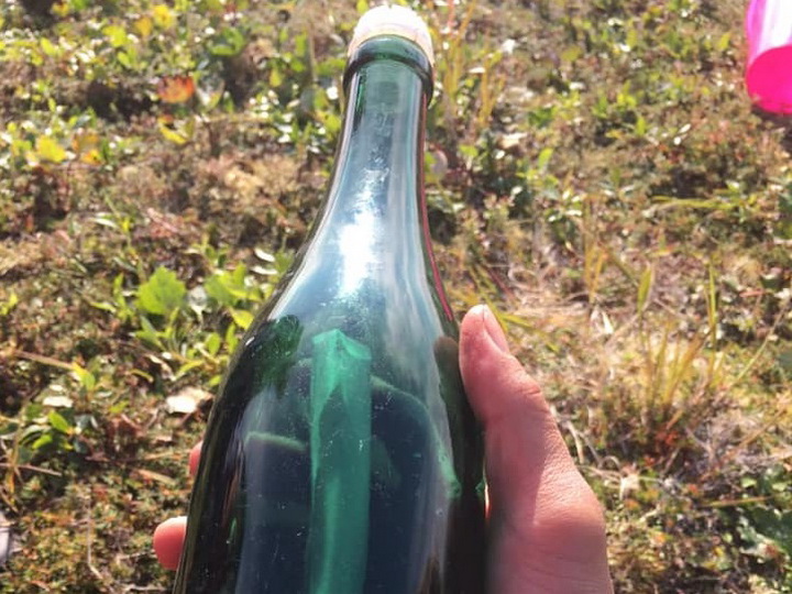 На Аляске в бутылке нашли послание времен СССР - ФОТО