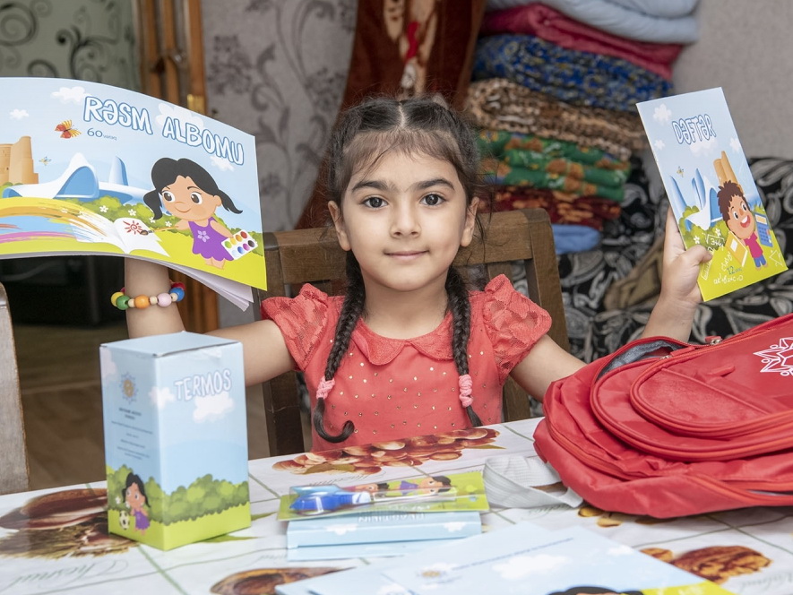 Дети из 17 тысяч малообеспеченных семей получат подарки от Фонда Гейдара Алиева - ФОТО