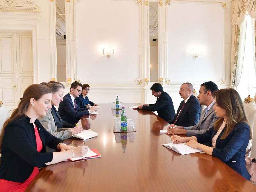 Президент Ильхам Алиев принял делегацию парламента Швейцарии - ФОТО