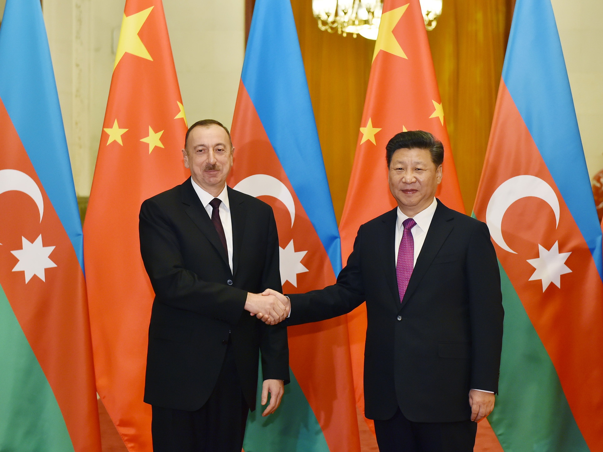 Председатель КНР поздравил Президента Азербайджана