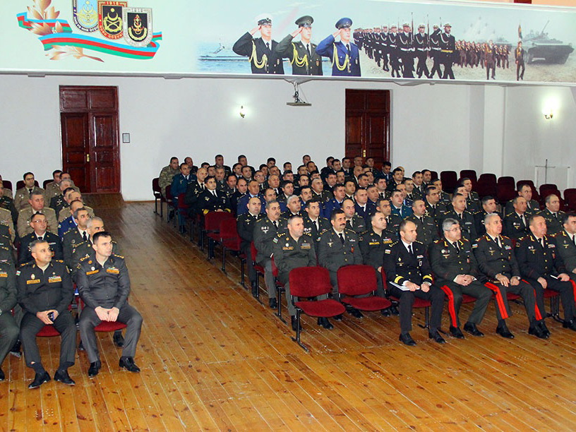 Проанализировано состояние воинской дисциплины в Бакинском гарнизоне - ФОТО