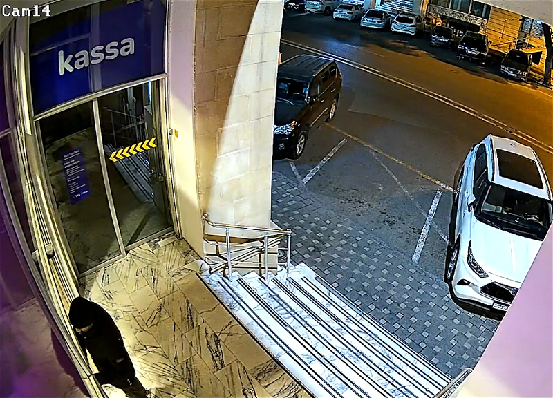 В Баку пытались ограбить банк - ВИДЕО