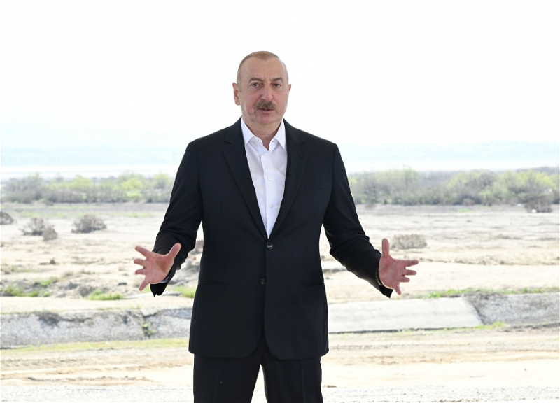 Президент: В Азербайджане нашли свое решение многие инфраструктурные проекты