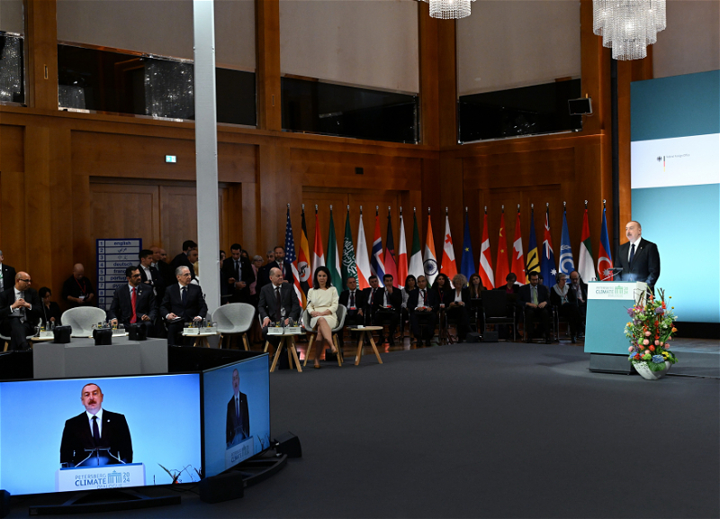 Ильхам Алиев принимает участие в Сегменте высокого уровня «15-го Петерсбергского климатического диалога» в Берлине