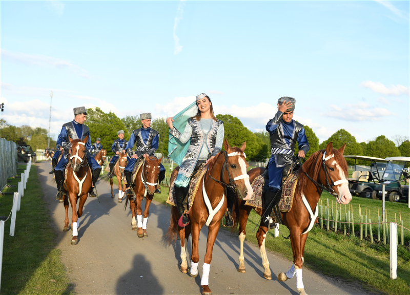 Азербайджан представлен на высоком уровне на Королевском Виндзорском конном шоу - ФОТО