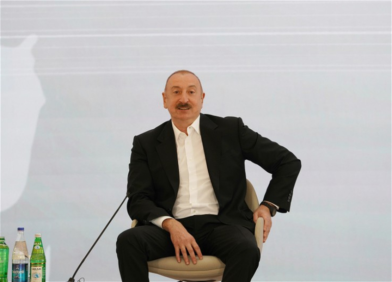 Президент Ильхам Алиев поделился публикацией со встречи с участниками III Шушинского глобального медиафорума - ВИДЕО