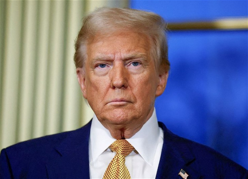 Трамп отложил на 90 дней введение новых пошлин на импорт из Китая