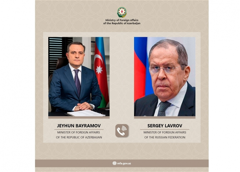 Главы МИД Азербайджана и РФ обсудили актуальные вопросы двусторонней и многосторонней повестки