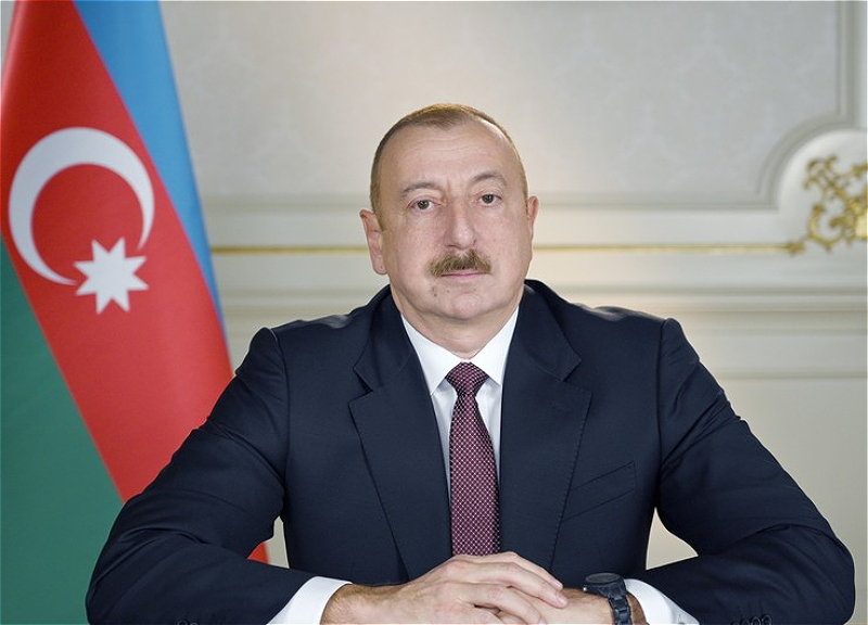 Ильхам Алиев поздравил капитанов-регентов Сан-Марино